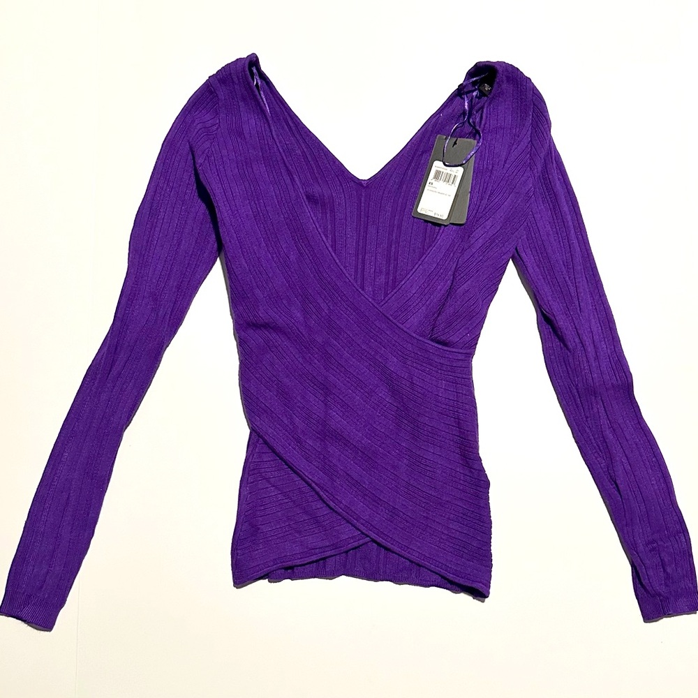 GUESS Purple Cross front V Neck Sweater sz XS